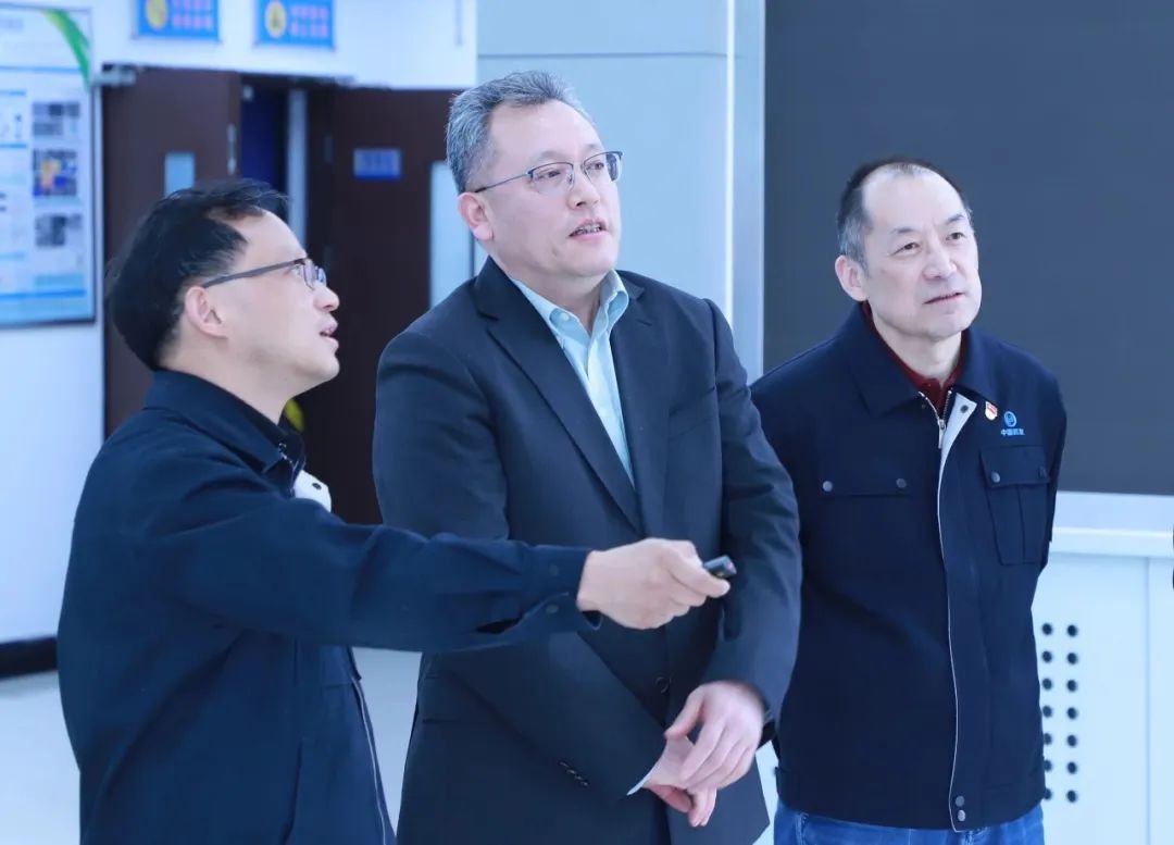 中国航发党组领导到相关直属单位调研并进行现场办公