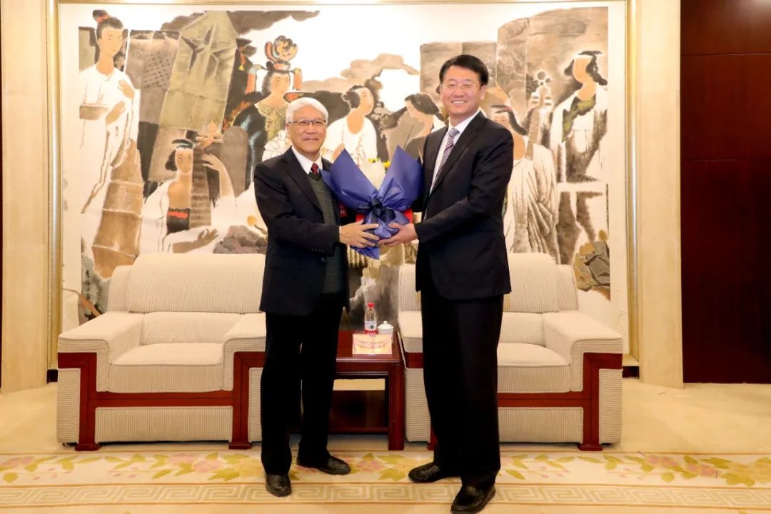 国务院国资委党委委员肖宗辉看望慰问中国航发尹泽勇院士