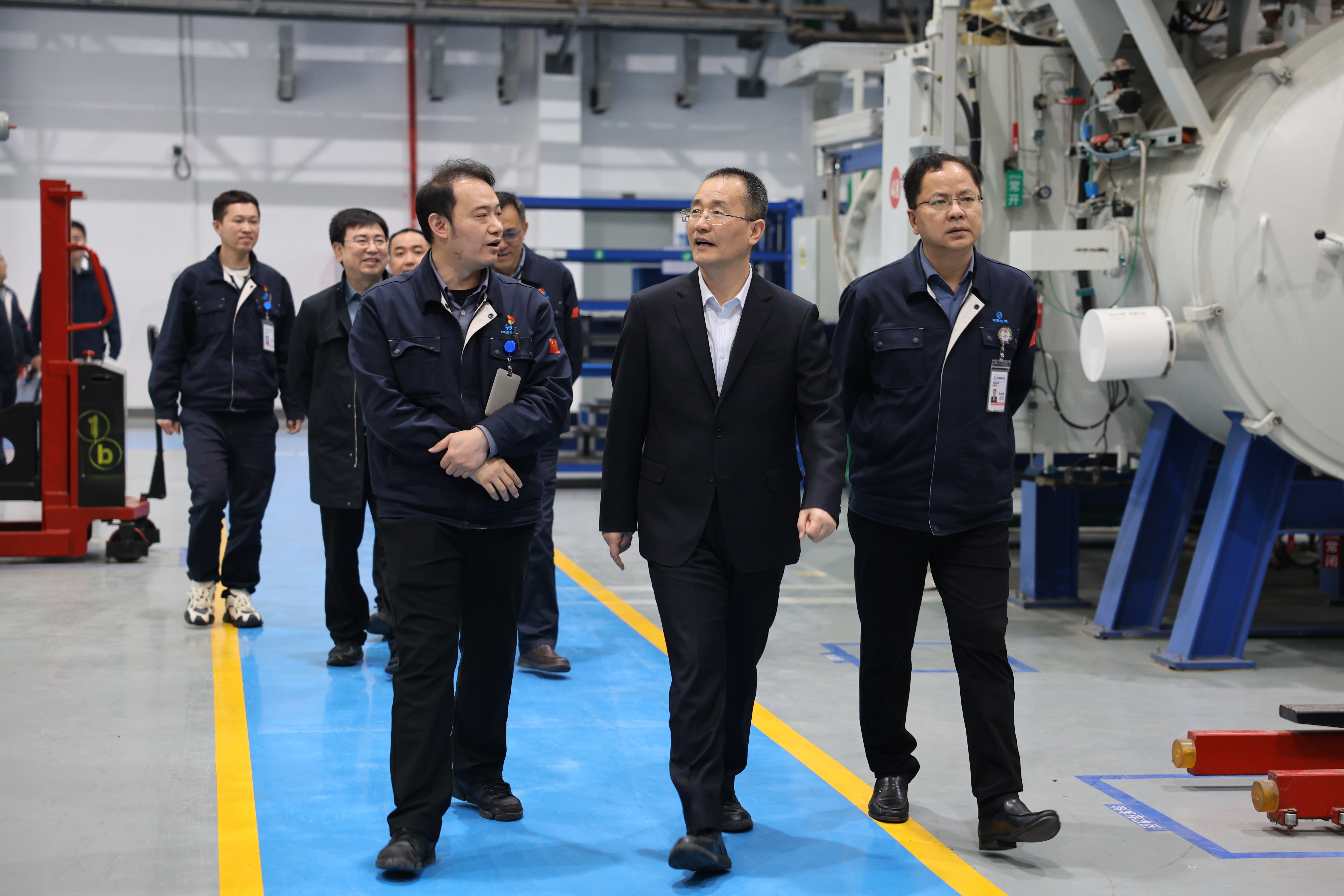 吴联合到中国航发轻动调研