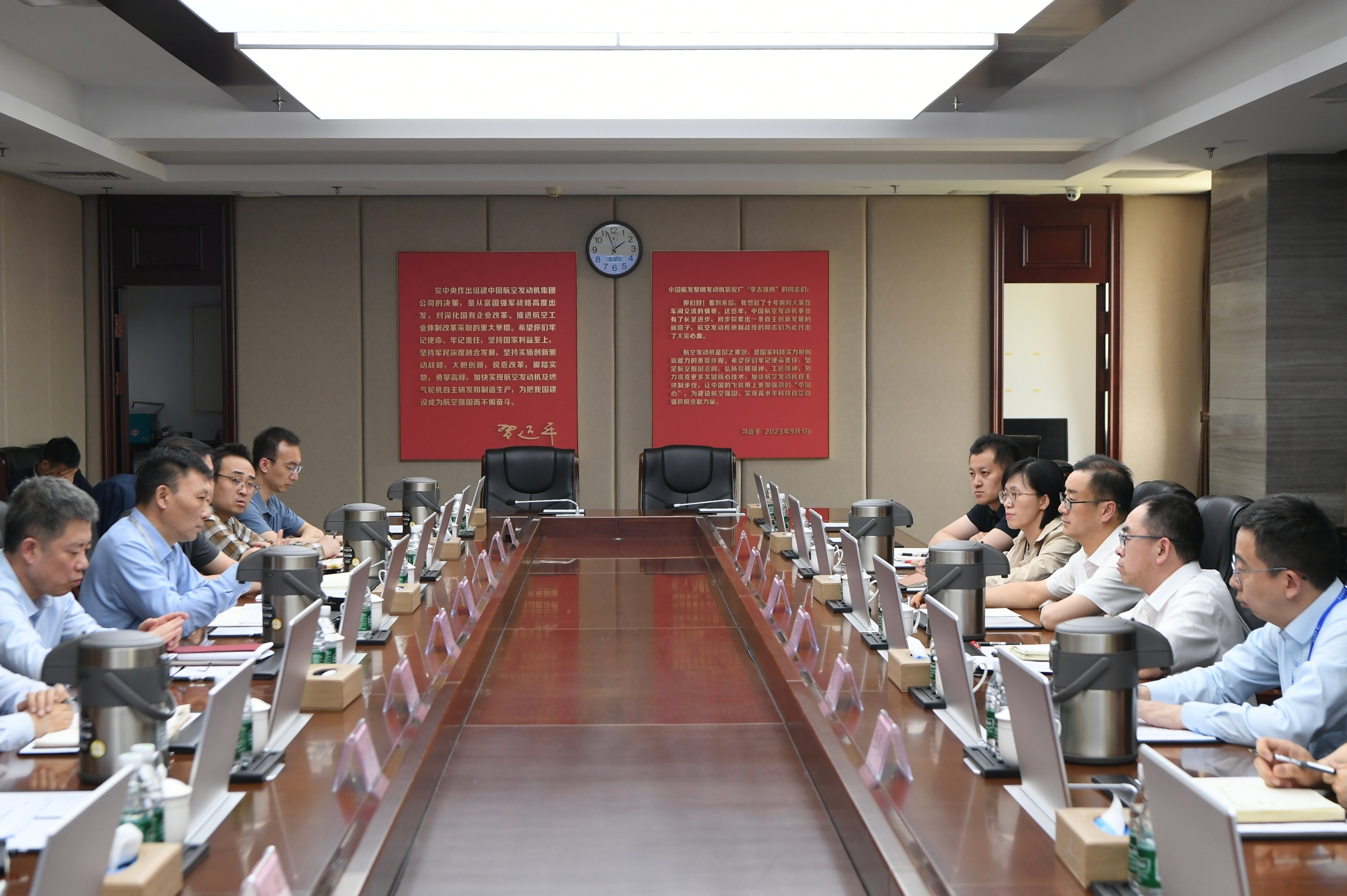 杨鲁峰到中国航发动力所、长春控制调研