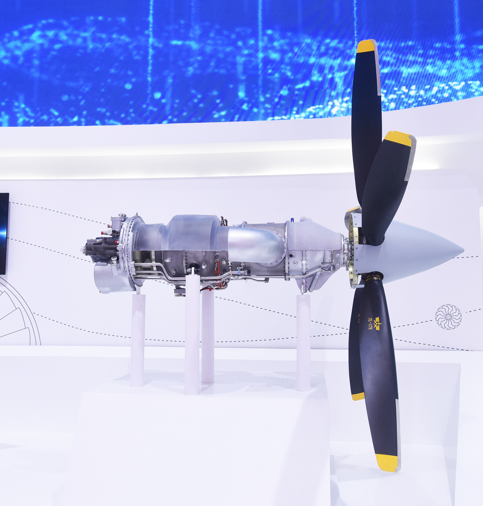 突破速度极限：舍弗勒开发出新型航空发动机轴承